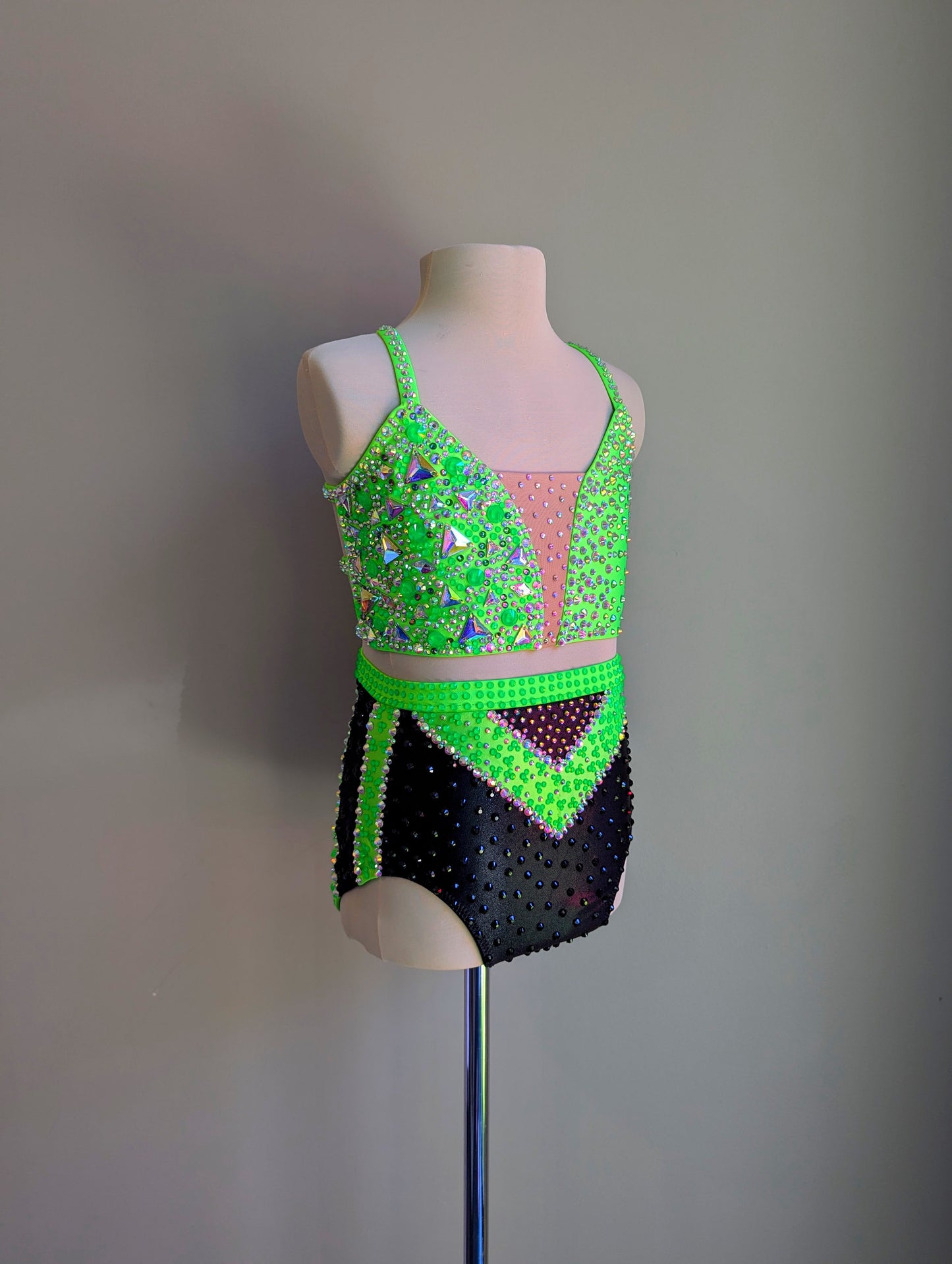 Stylish | 10 - 12yrs - Dazzle Me Dancewear